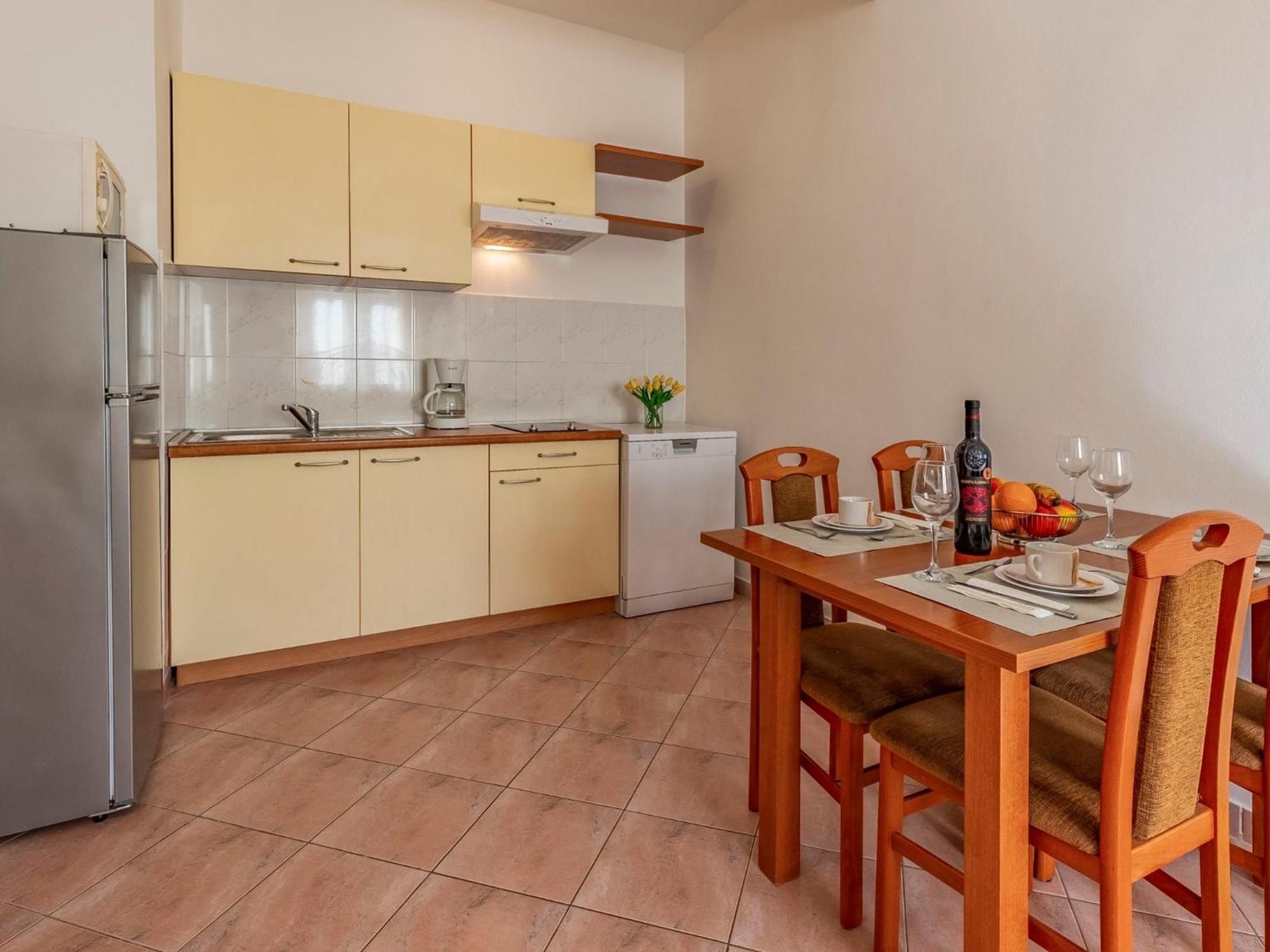 Apartment Rok 4 By Interhome Пула Экстерьер фото